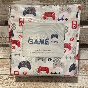 4pc Full Sheet Set - Red, Gray, and White | Xbox PlayStation Remote Theme